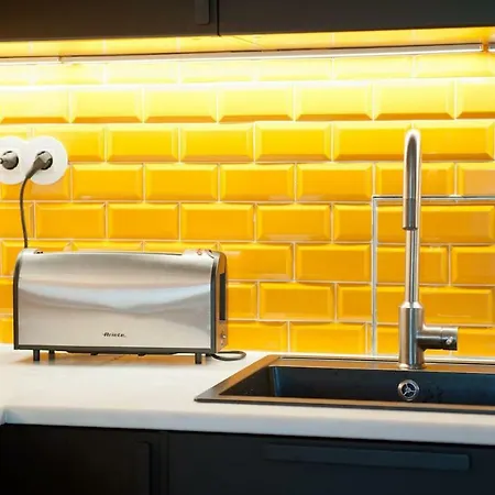 Sunny With Amazing View Lisbon