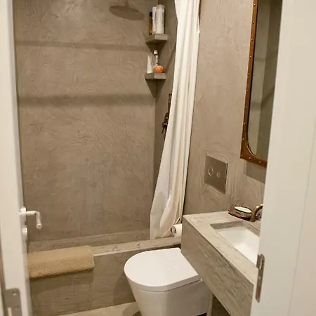 Sunny With Amazing View Lisbon