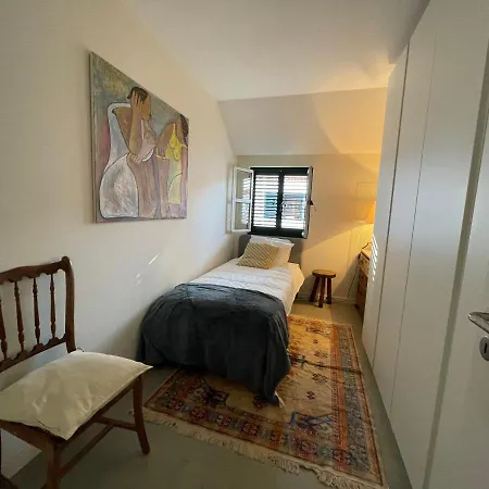 Sunny With Amazing View Apartamento *