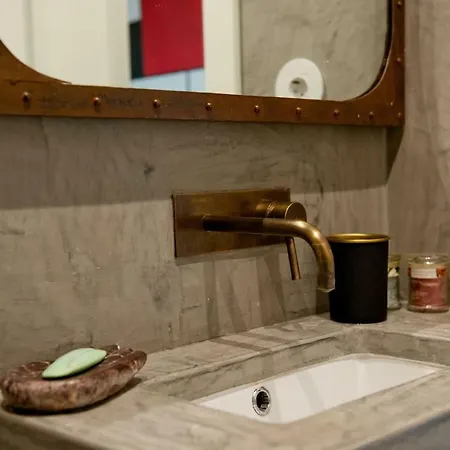 Sunny With Amazing View * リスボン