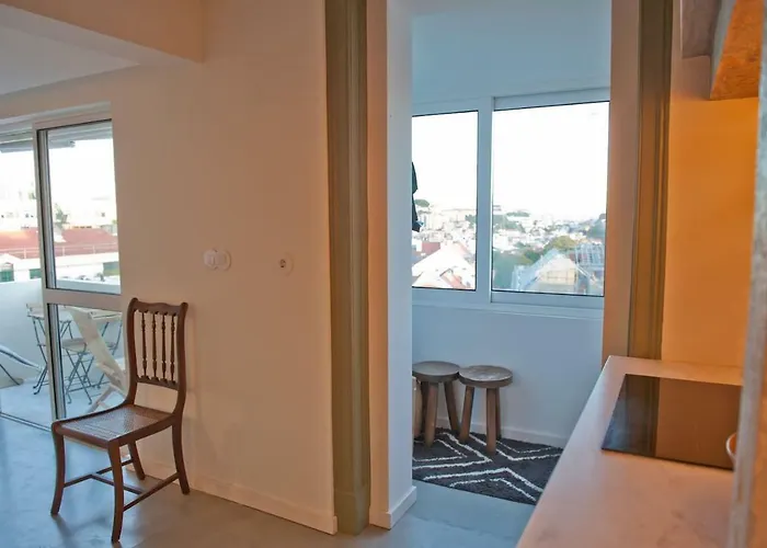 Sunny With Amazing View Apartamento *
